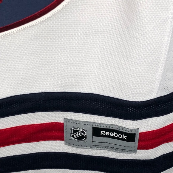 Reebok Womens NHL Jets Heritage Classic Blake Wheeler#26 Captain Jersey … - Picture 4 of 6